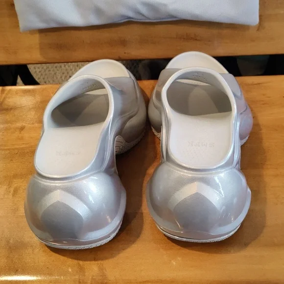 SFMK Compass Wave Hi-heel(Platform) Bumper Sandals Size 37 Silver With Dust Bag - Picture 5 of 12